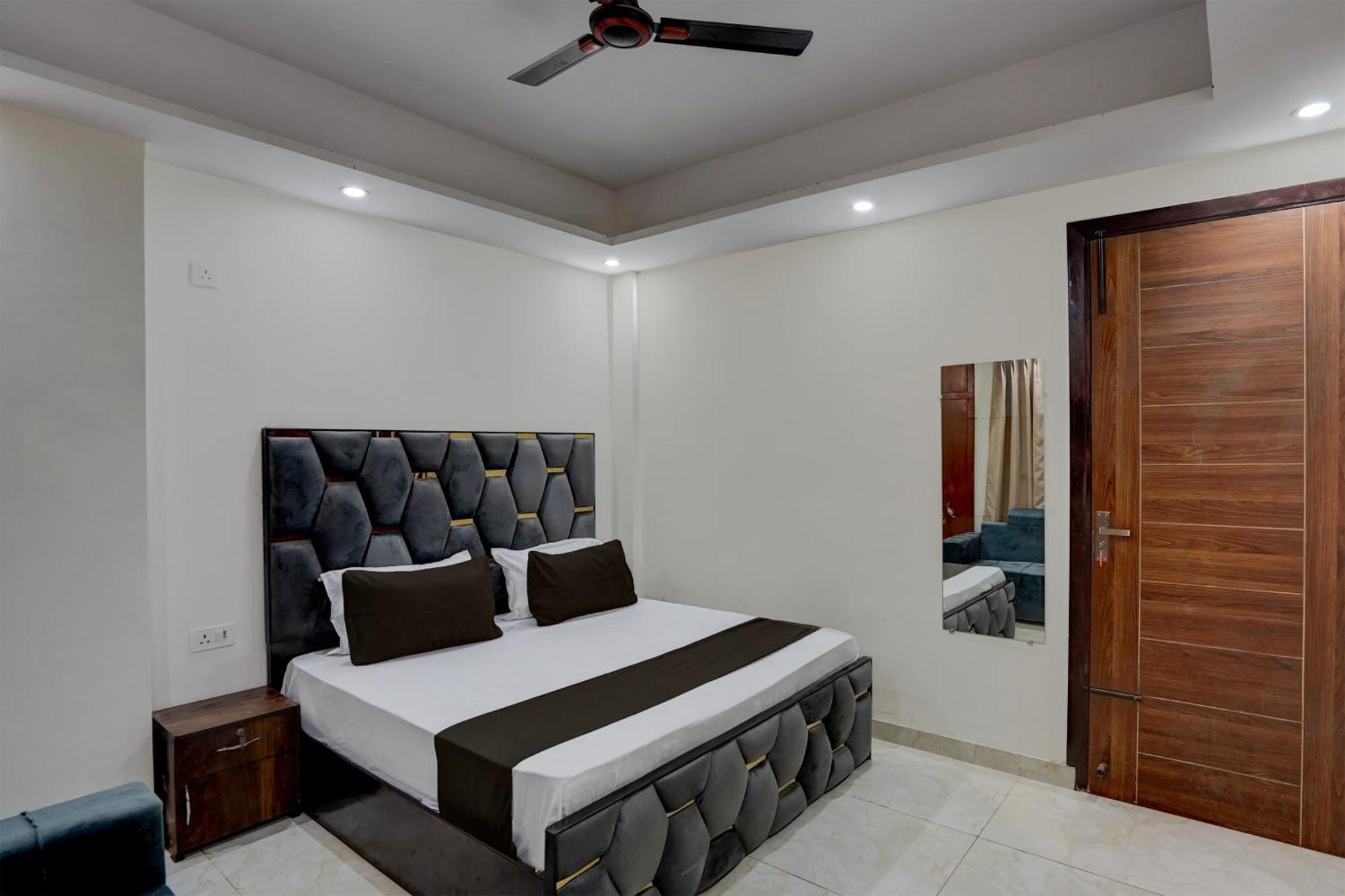 Hotel O R.N Residency Hotel Ghaziabad Exteriör bild
