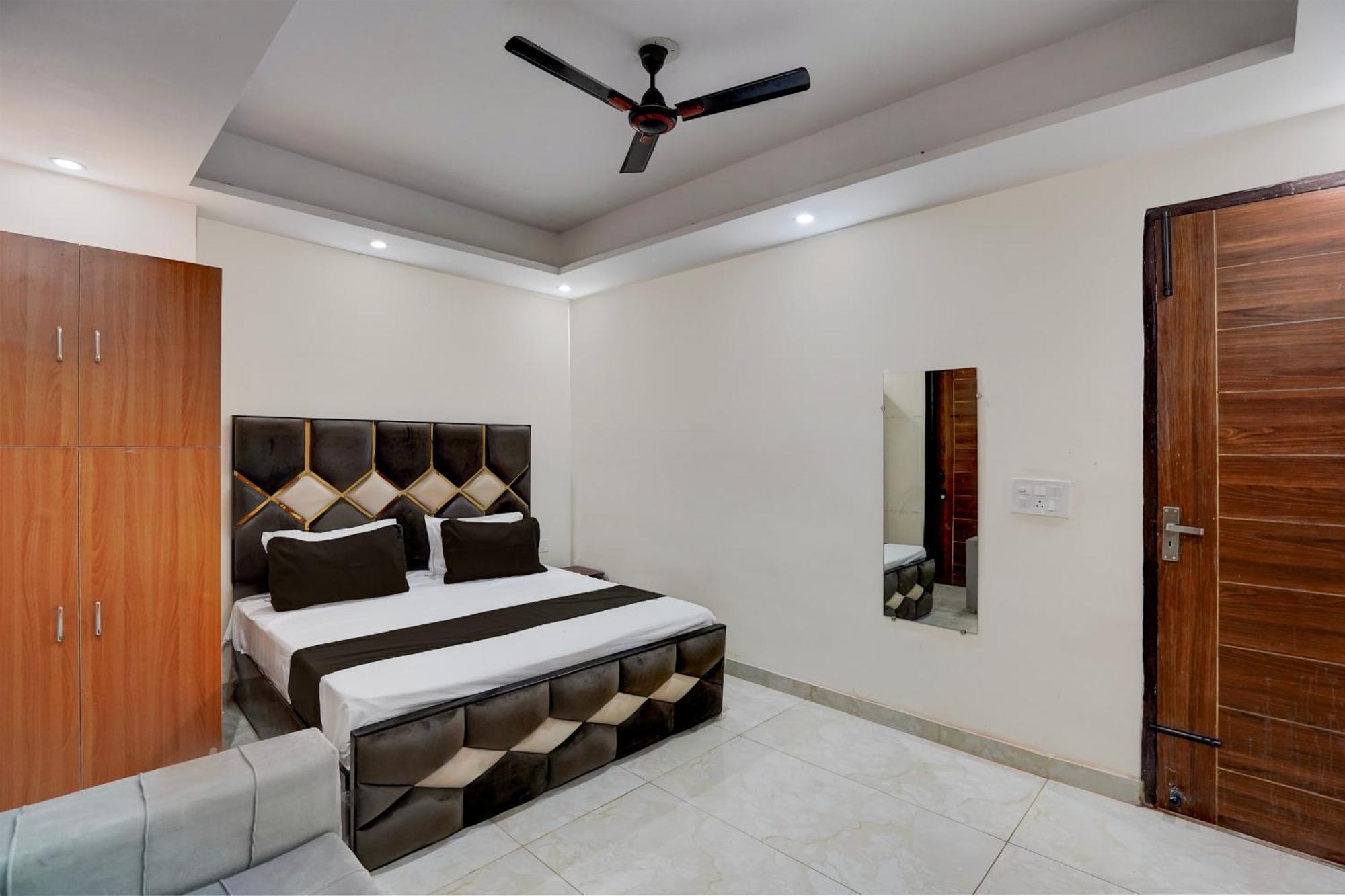 Hotel O R.N Residency Hotel Ghaziabad Exteriör bild